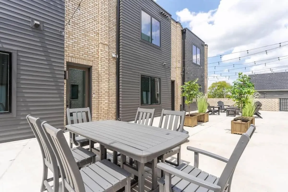 Dazzling Nashville Home - Minutes To - Broadway 4Br 4Ba Holiday home